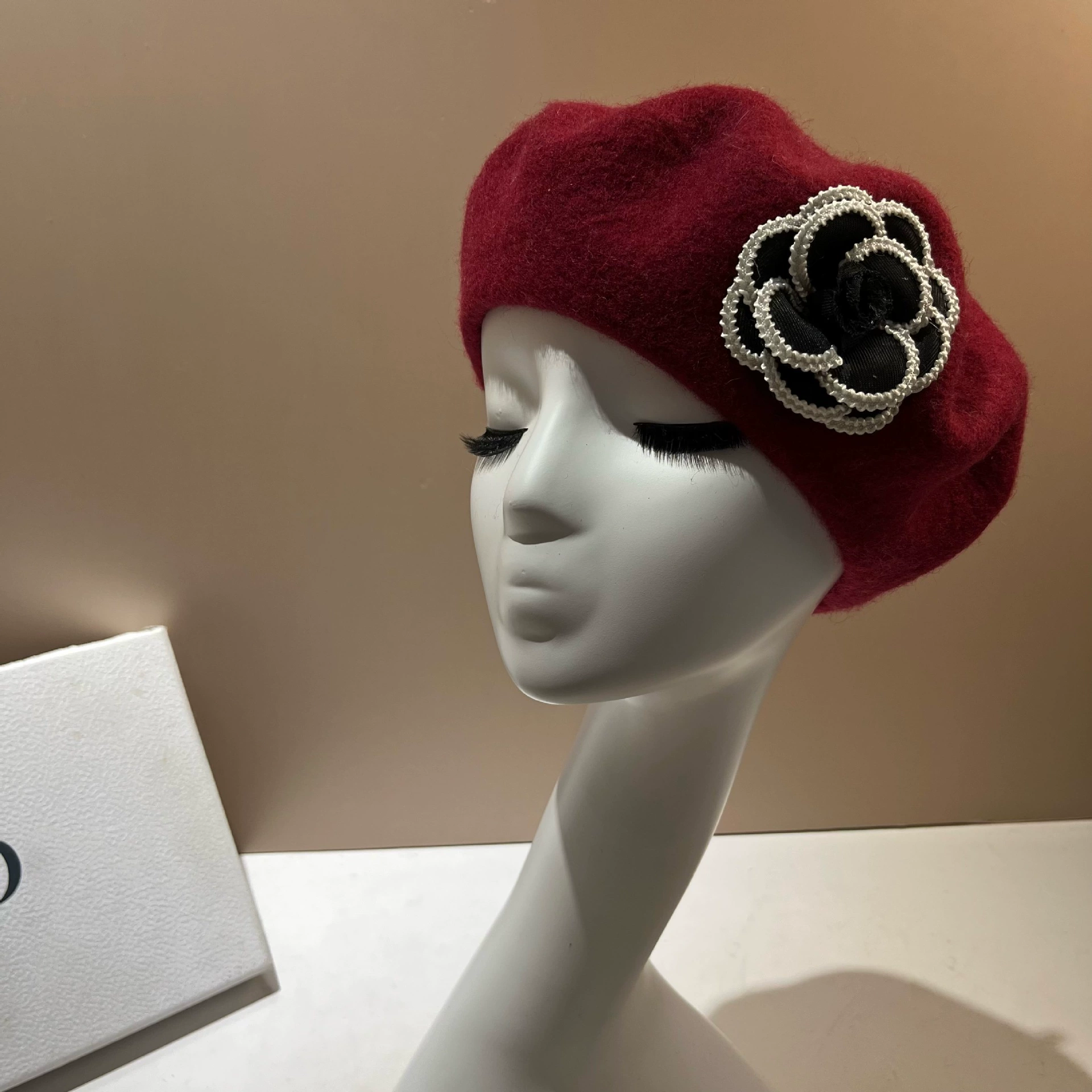 Camellia accessories 2025 autu – Beret French Wool Bewertung und Preis